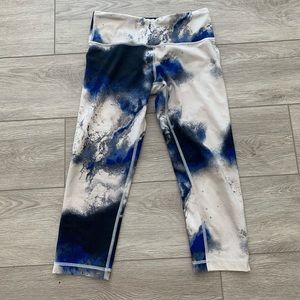Lulu Lemon tie dye crop